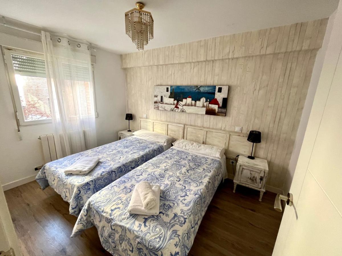 Atuaire Home Vivienda En Perfecta Ubicacion Al Lado De La Catedral De Бургос Екстер'єр фото
